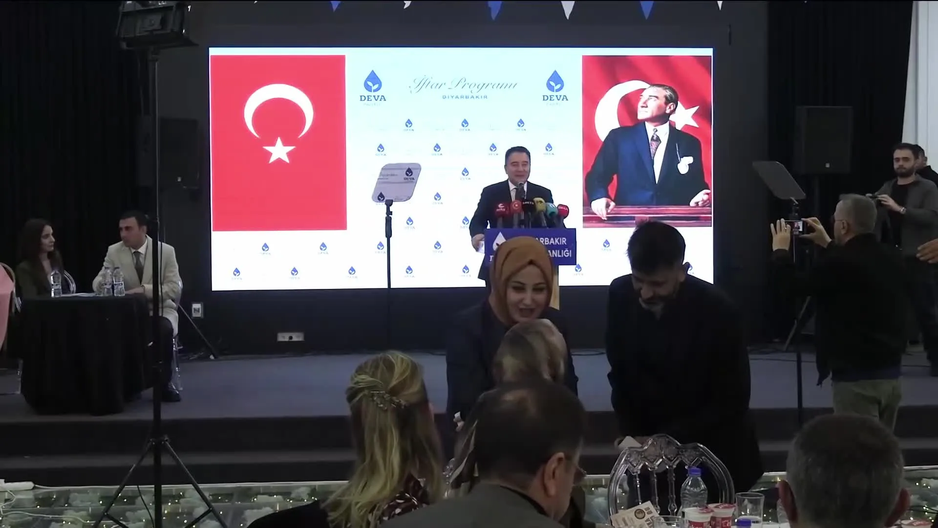 Babacan: Barış İçin Cesaretle Yüzleşmeliyiz