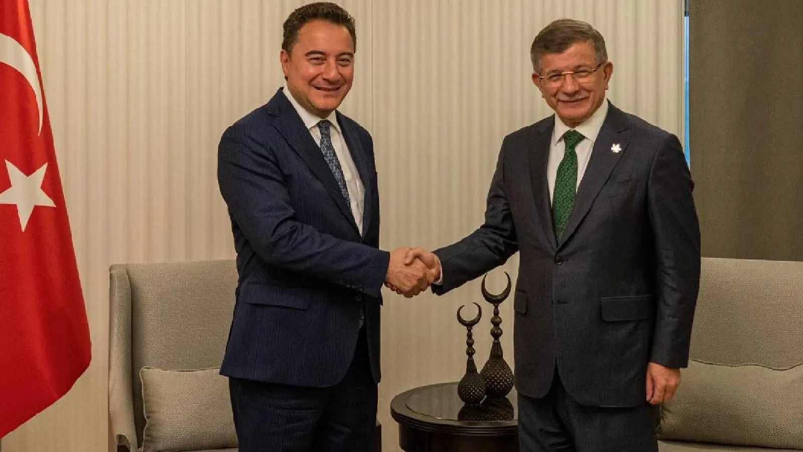 Babacan ve Davutoğlu’ndan tarihi buluşma
