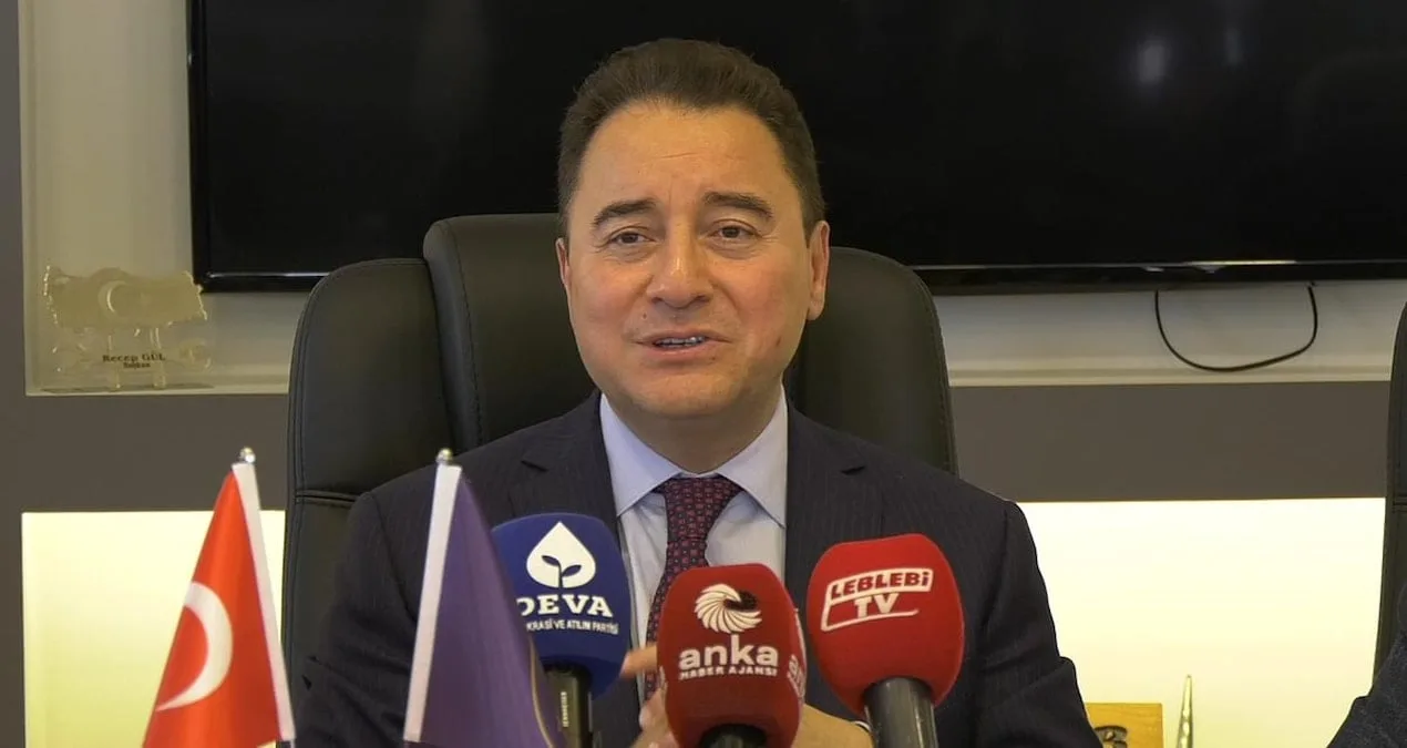 Babacan: Yargı Siyasi Sopa, Ekonomi Kriz İçinde!