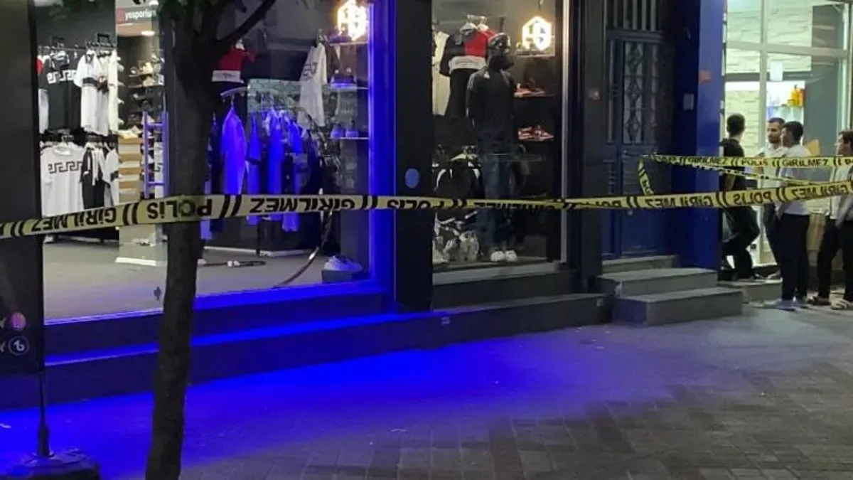 Bağcılar’da İş Yerine Ateş Açıldı: 5 Yaralı!