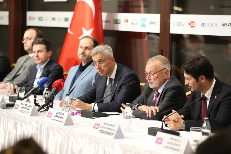 Bağımlılıkla Mücadele Zirvesi: Yeni Tehditler Masada