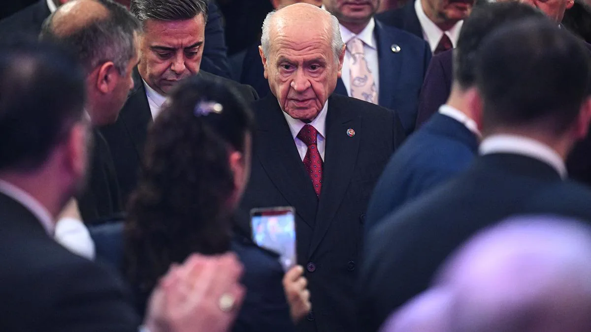 Bahçeli’den Özgür Özel’e Sert Eleştiriler!