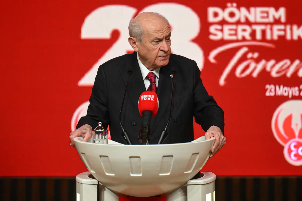 Bahçeli den Özel e: Krizi derinleştirecek hamleler yapıyor 2