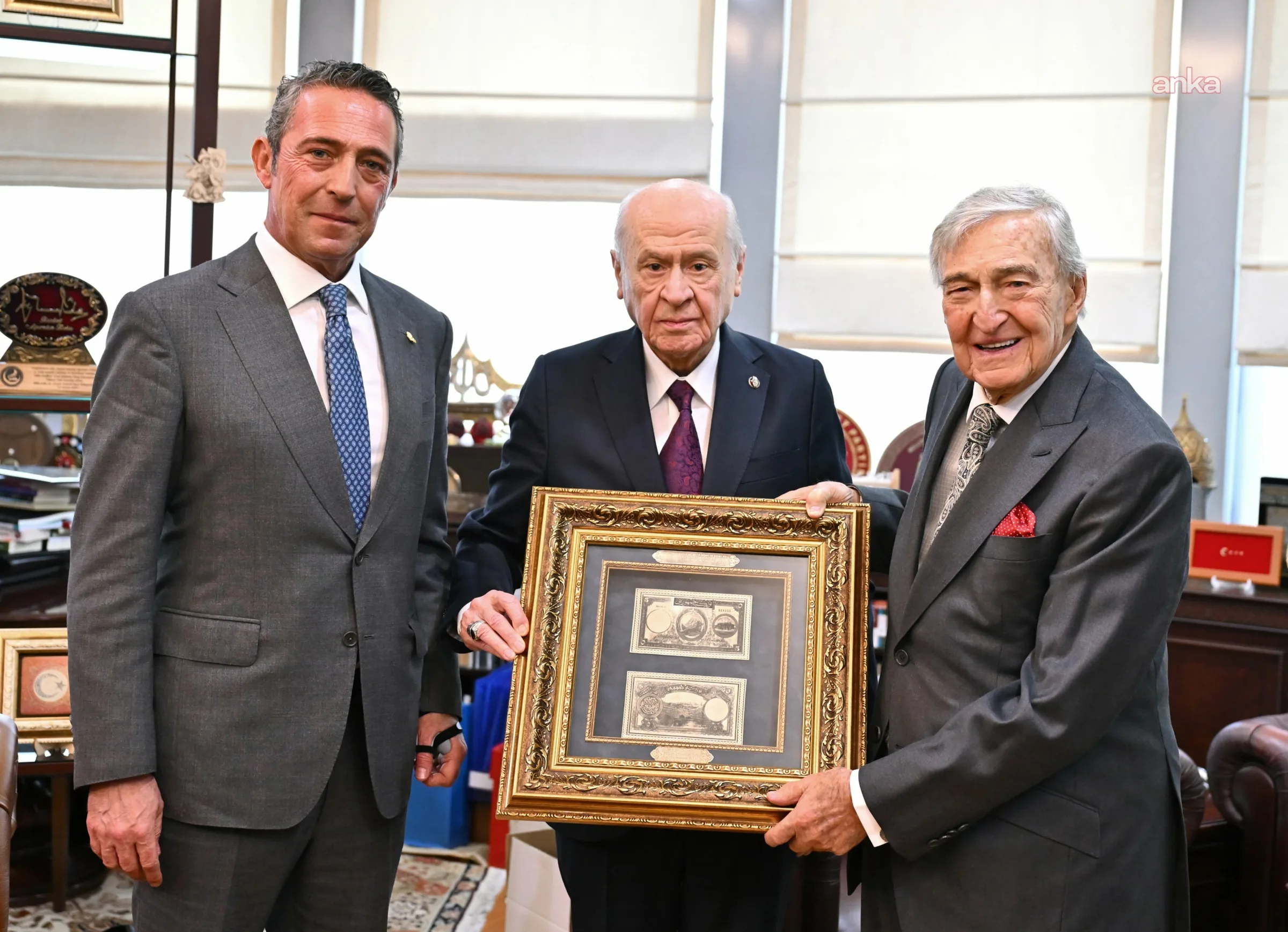 Bahçeli, Koç Ailesi’ni Kabul Etti