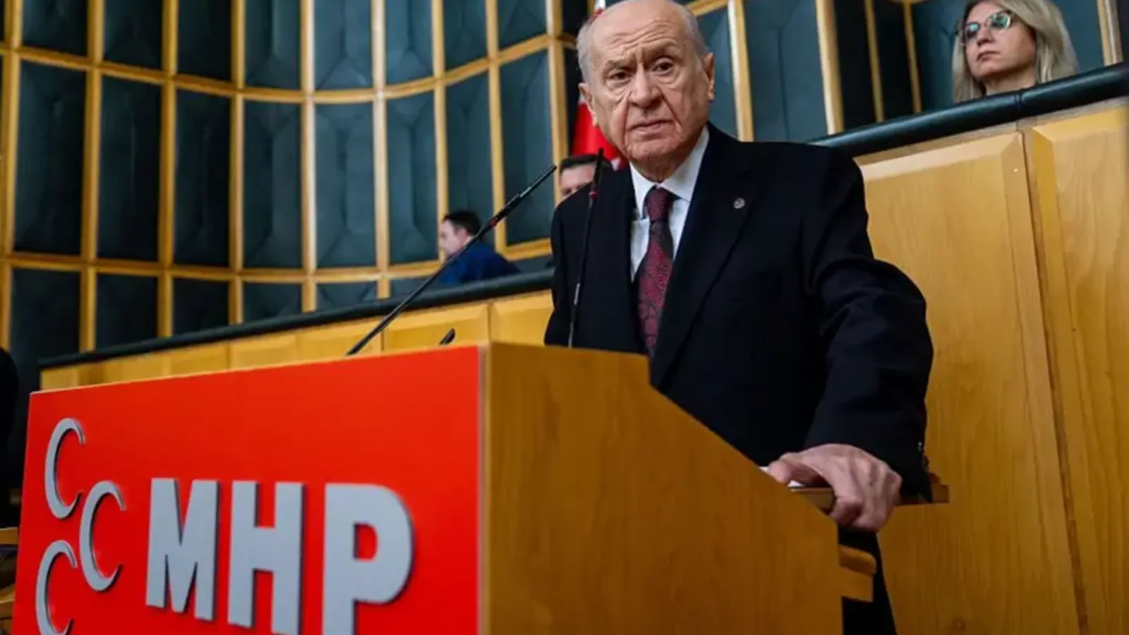 Bahçeli’nin Öcalan Çıkışı Siyasi Tartışma Başlattı