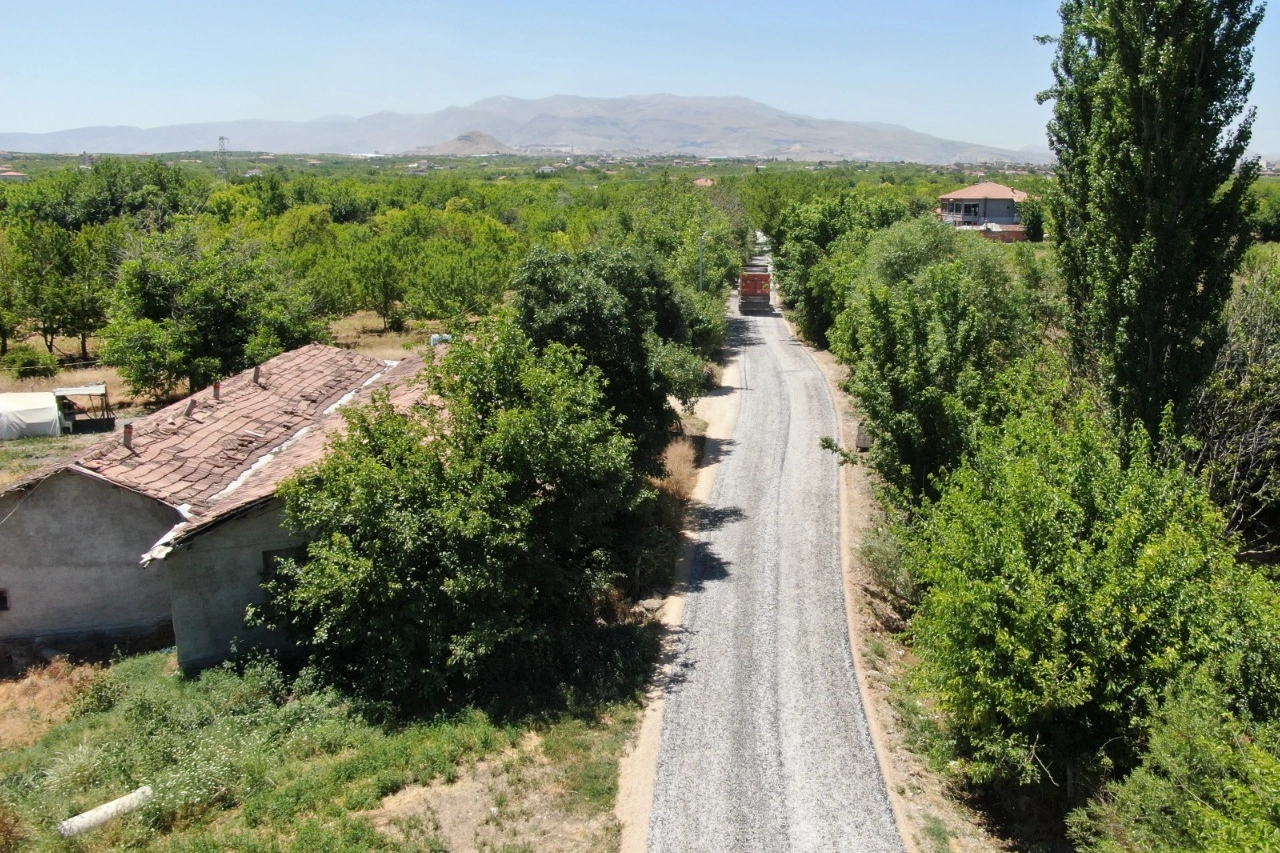 Bahçelievler Mahallesi’nde Yol Sorunu Çözüldü!