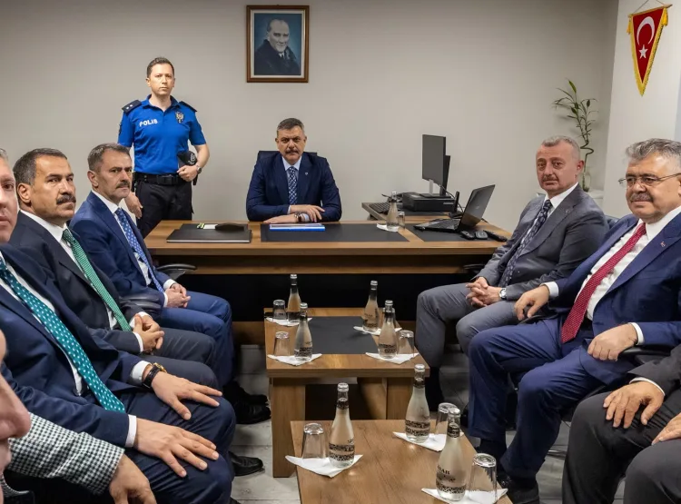 Bakan Çiftçi Kocaeli’de Fuarpark’ı Ziyaret Etti