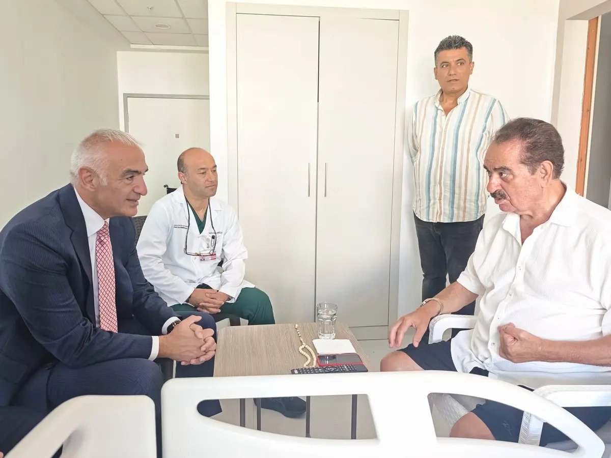 Bakan Ersoy dan İbrahim Tatlıses e geçmiş olsun ziyareti 2