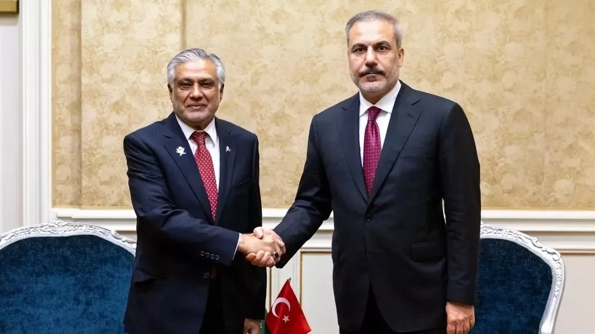 Bakan Fidan’dan Pakistanlı Mevkidaşına Telefon!