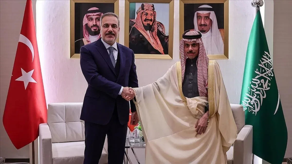 Bakan Fidan, Suudi Mevkidaşıyla Görüştü!