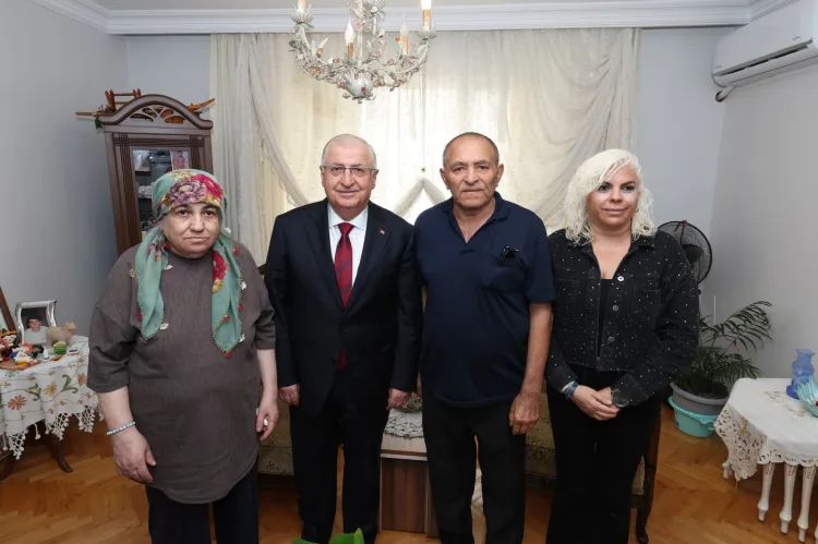 Bakan Güler, Şehit Ailesine Anma Ziyareti Gerçekleştirdi
