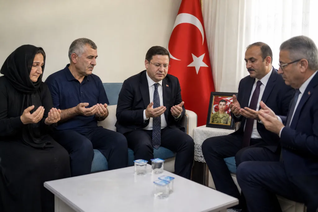 Bakan Gürlek, Adana’da Şehit Ailesine Ziyaret Gerçekleştirdi