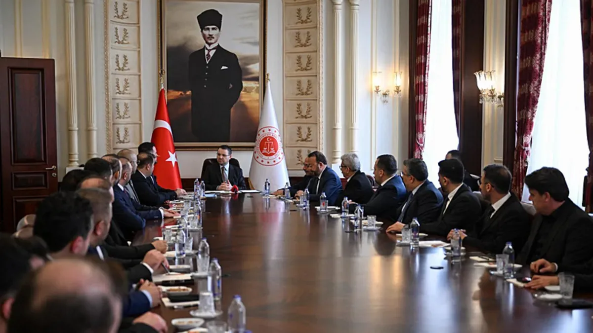 Bakan Gürlek, Nevşehirli İş İnsanlarıyla Buluştu!