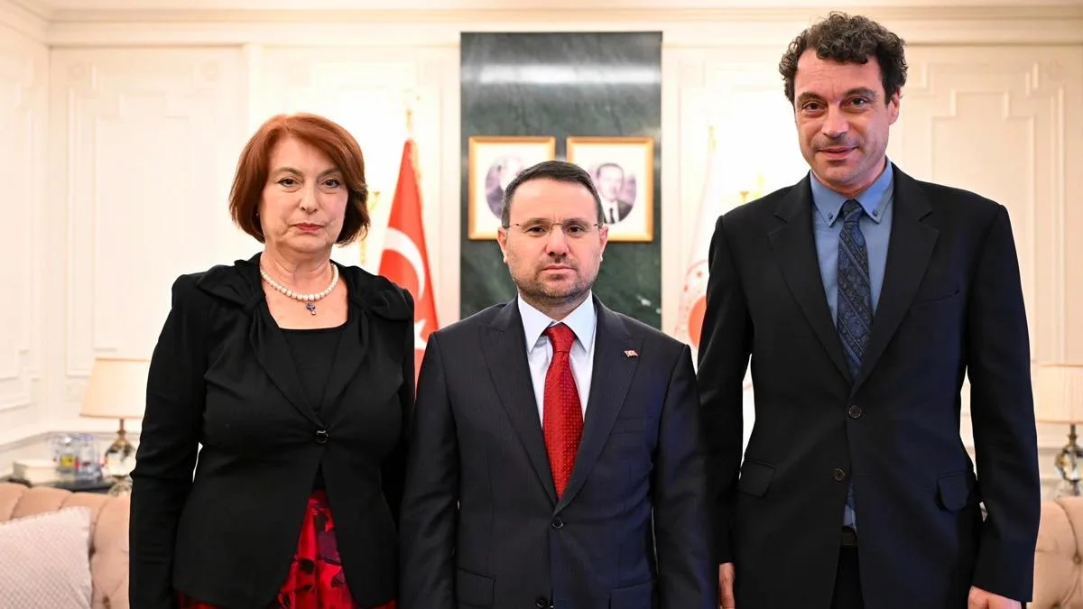Bakan Gürlek’ten Uğur Mumcu Ailesine Destek