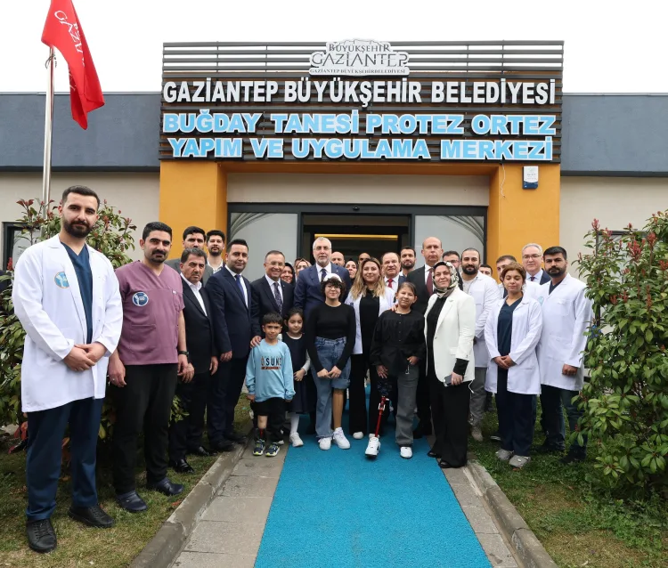 Bakan Işıkhan’dan Gaziantep’teki Protez Merkezi’ne Ziyaret
