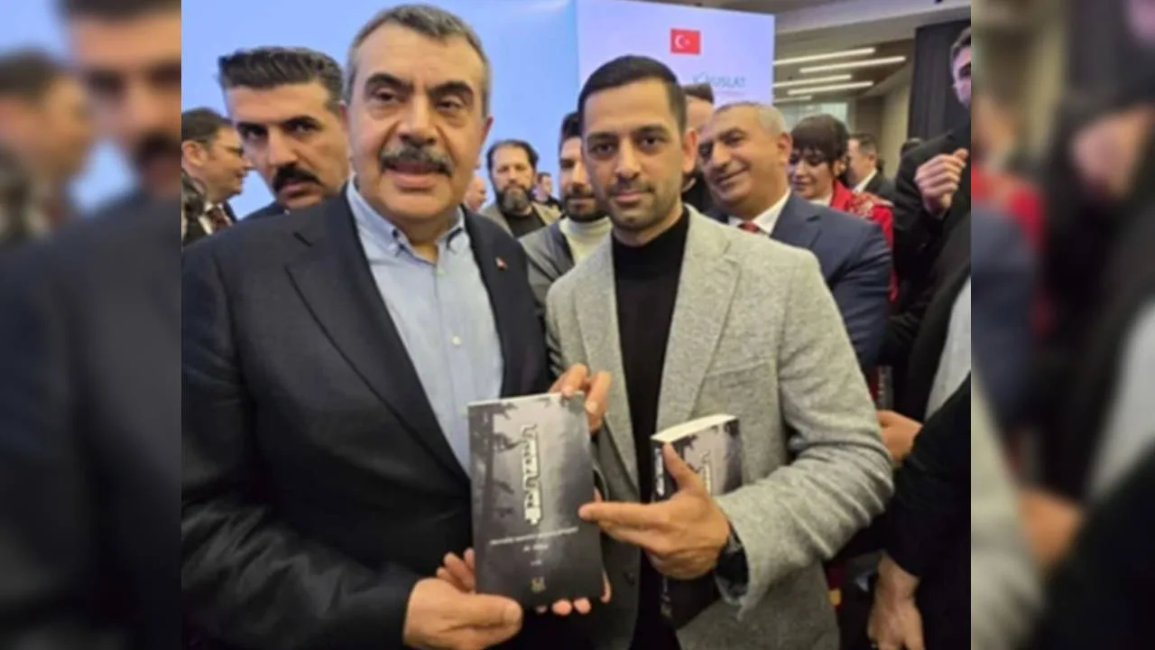 Bakan Tekin’e Anayasa İhlali Suçlaması!