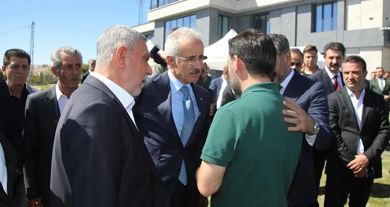 Bakan Uraloğlu’ndan Ziver Holding’e Ziyaret