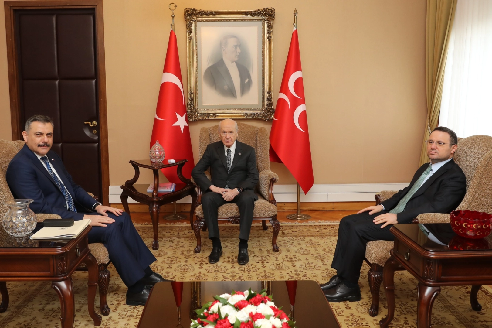 Bakanlardan Bahçeli’ye Ziyaret: Milli Duruş Vurgusu