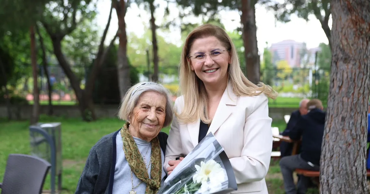 Bakırköy’de Anneler Günü’nde Üç Kuşak Buluştu!