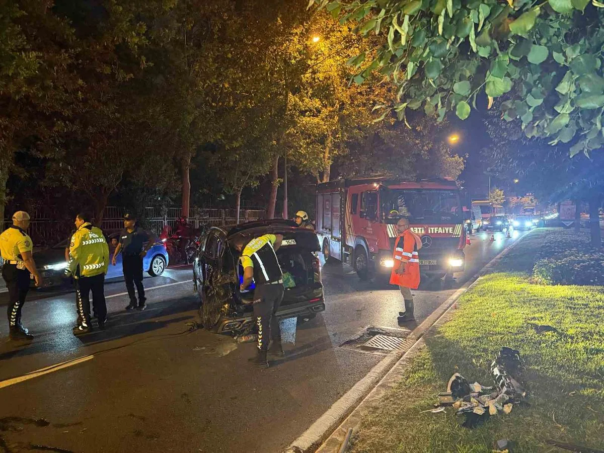 Bakırköy’de Zincirleme Trafik Kazası: 3 Yaralı Açıklaması