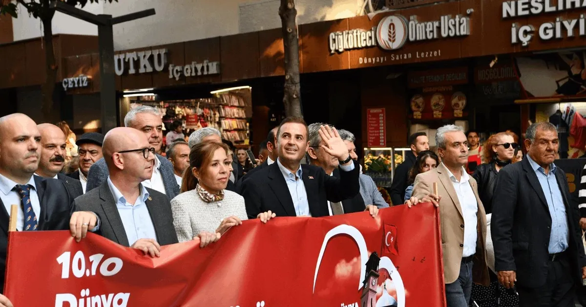 Balıkesir’de Coşkulu Dünya Balıkesirliler Günü