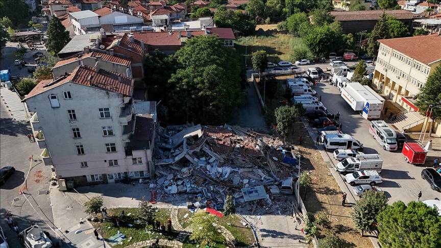 Balıkesir’de Deprem Sonrası Hızlı Müdahale