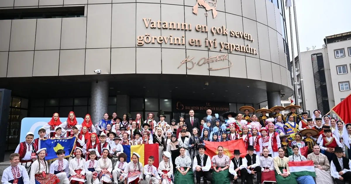 Balıkesir’de Dünya Çocukları 23 Nisan’ı Kutladı!