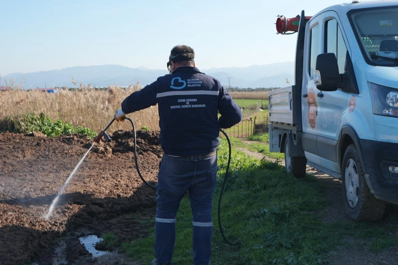 Balıkesir’de Kışın Haşereyle Mücadele Devam Ediyor