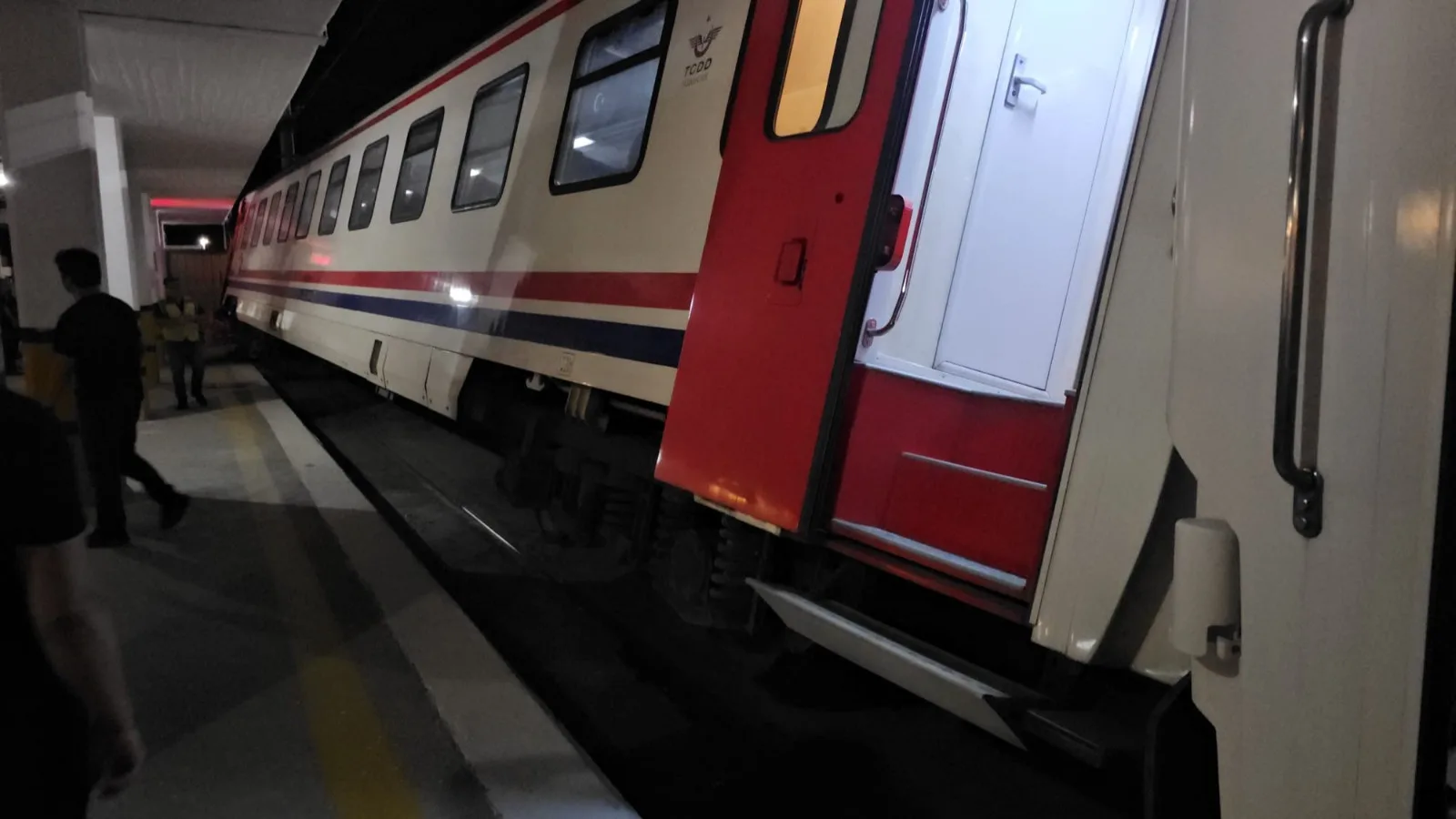 Balıkesir’de Tren Kazası: Yaralı Yok, Mucize!
