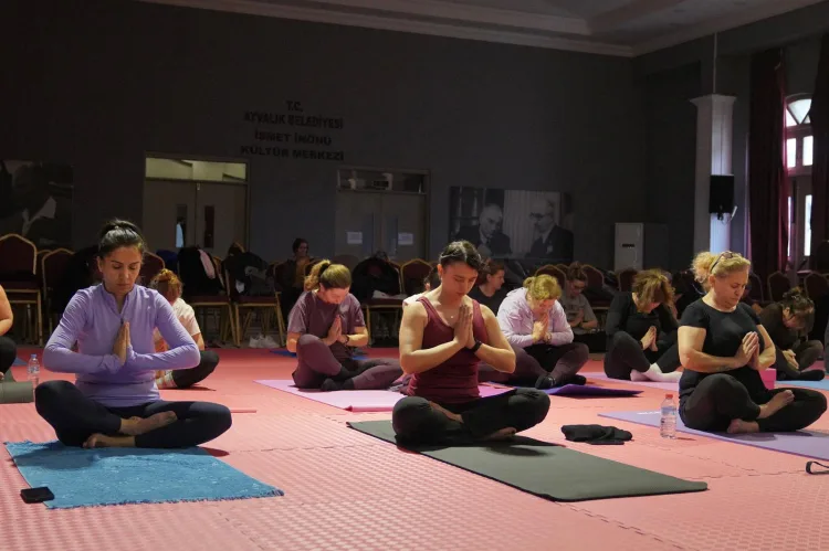 Balıkesir’de Ücretsiz Yoga Kurslarına Yoğun İlgi!