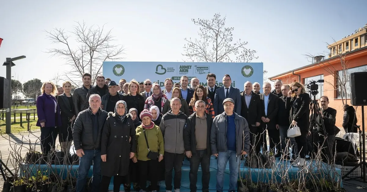 Balıkesir’den Üreticilere 100 İncir Fidanı Desteği