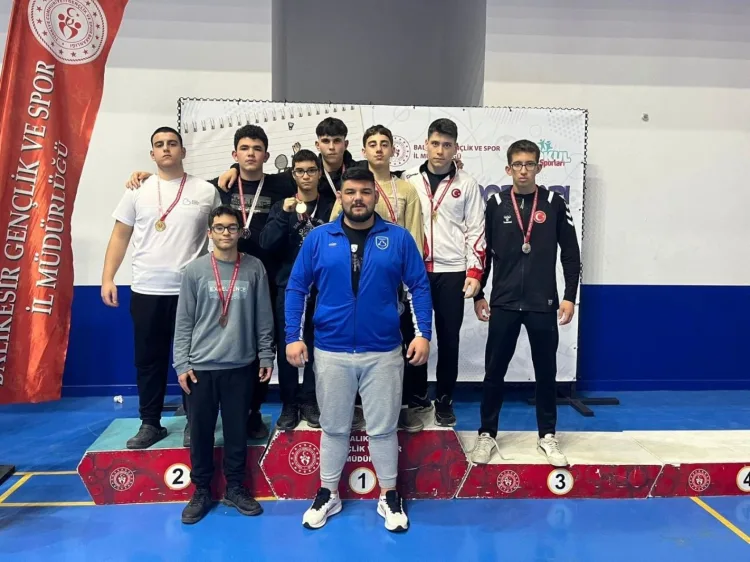 Balıkesir Sporcuları İl Şampiyonalarında Fırtına Gibi!