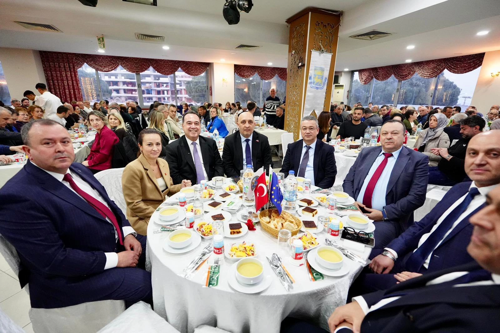 Balkanlar ve Manisa İftarda Buluştu!