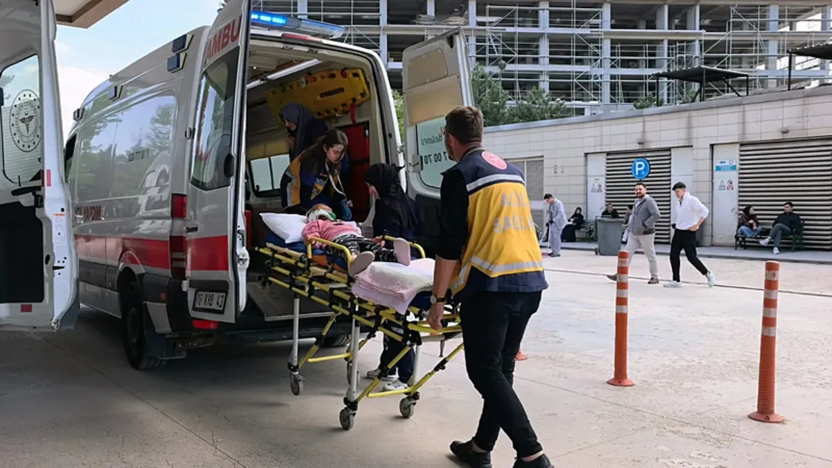 Balkondaki Mermer, 5 Yaşındaki Kızın Kafasına Düştü