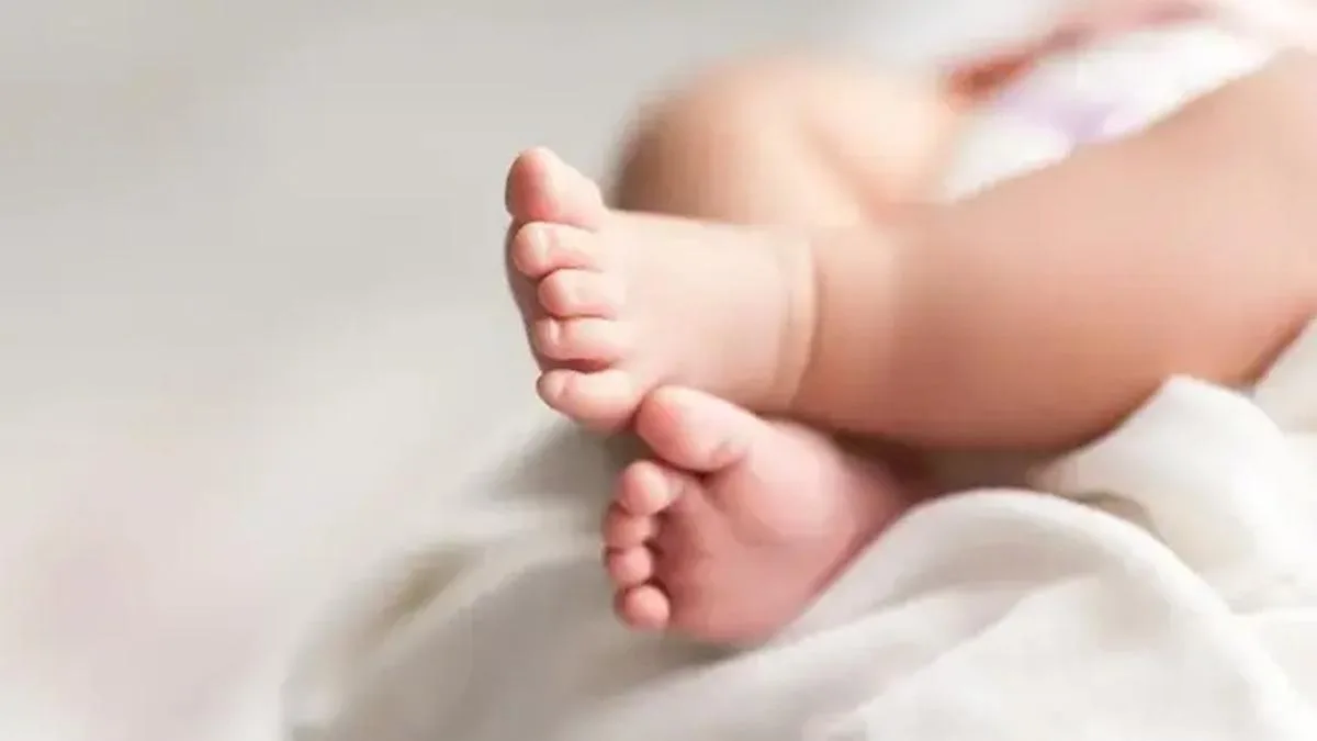 Balkondan Düşen Bebek Hayatını Kaybetti