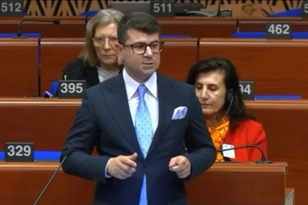 Baran Güneş’ten Strazburg’da Demokrasi Mesajı