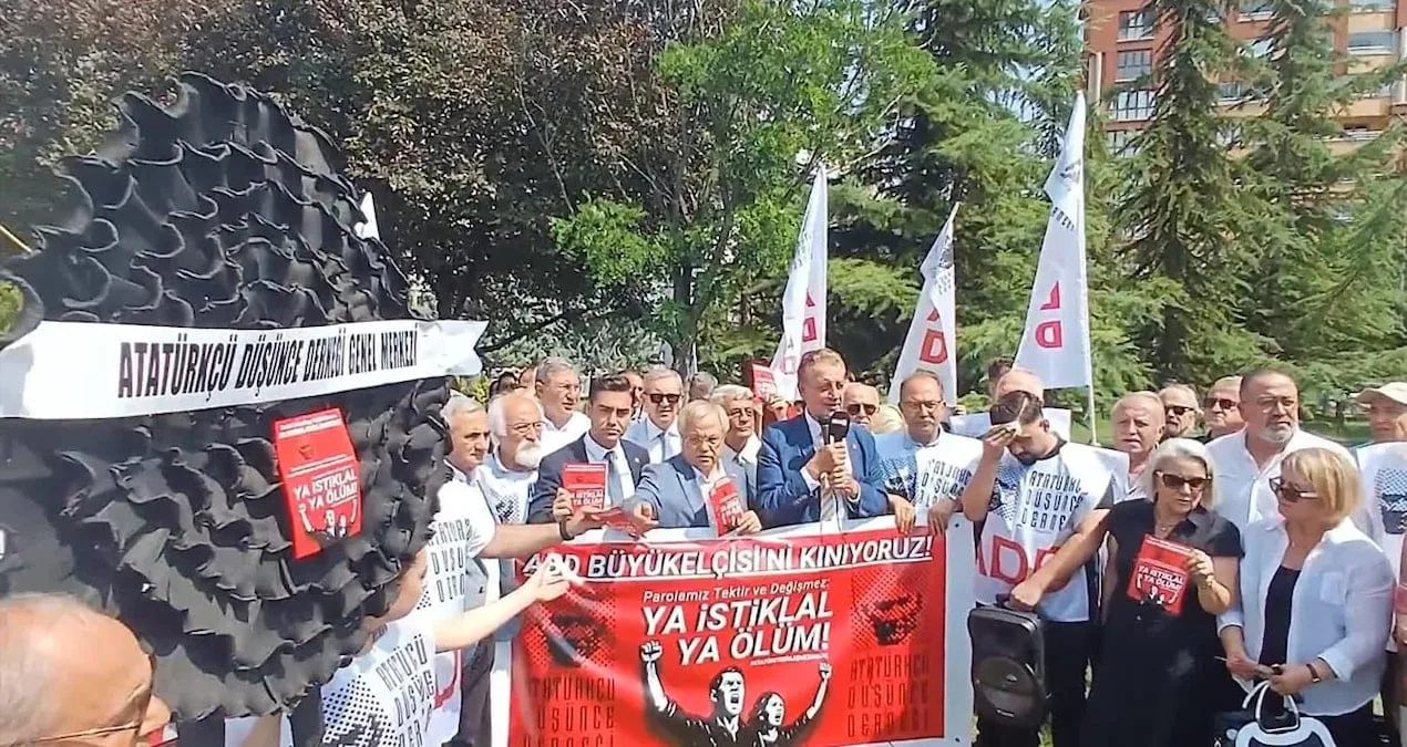 Barrack’ın Osmanlı İfadesine Tepki Büyüyor
