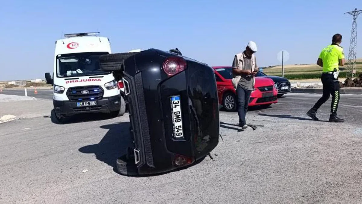 Başaklı’da Otomobil Çarpıştı: 3 Yaralı