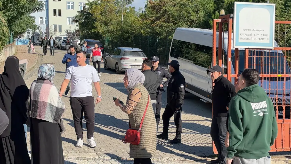 Son dakika | Başakşehir deki okul saldırısından kahreden haber: Ortaokullu öğrenci hayatını kaybetti 3