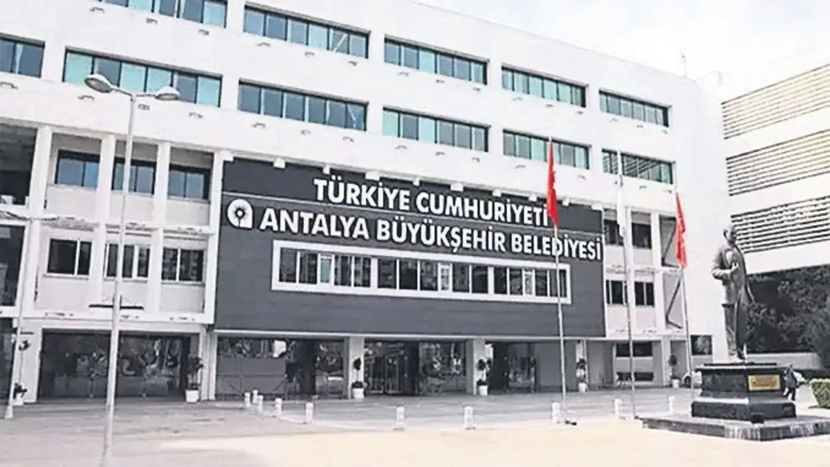 Başarır’a Daire, Oğul Böcek’e Yüzde 10 Hediye!