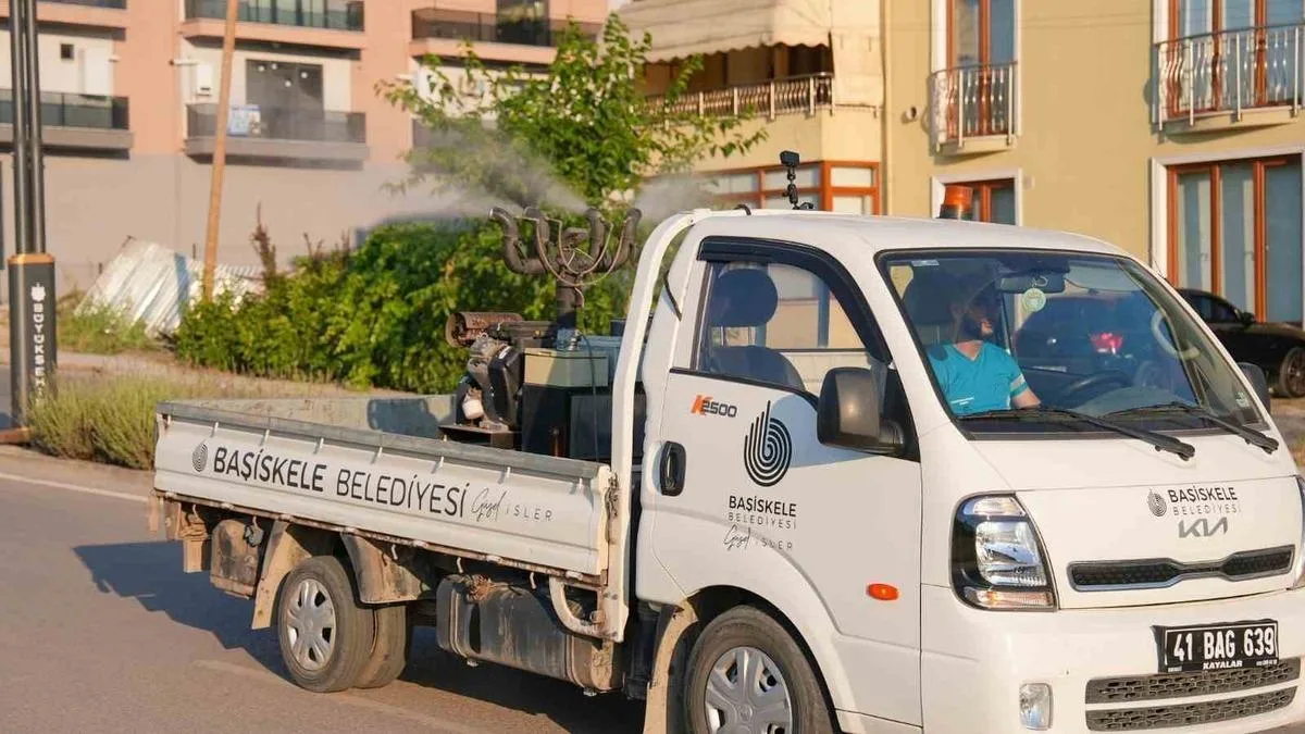 Başiskele’de Haşereyle Mücadele Hız Kesmeden Devam