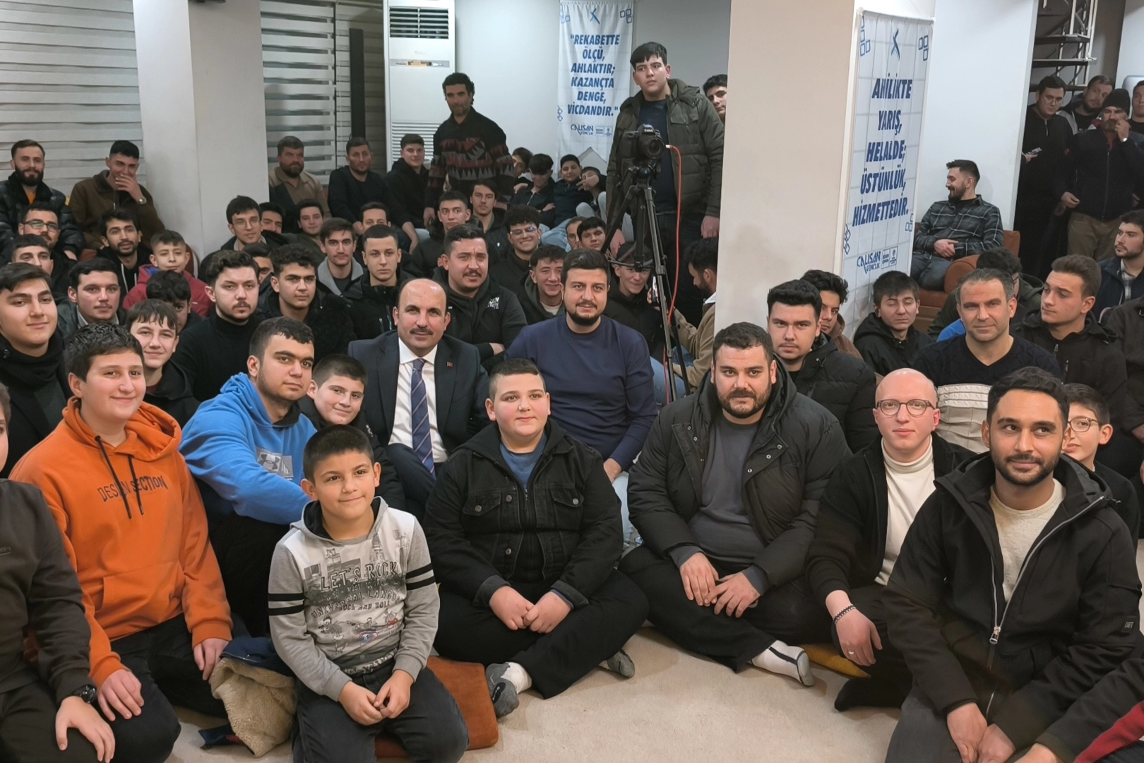 Başkan Altay, Gençlerle Buluştu: Umut Dolu Gelecek