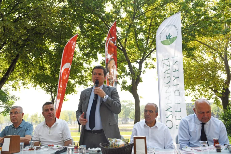 Başkan Aydın, Zafer Mahallesi’nde Kahvaltıda Buluştu