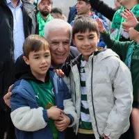 Başkan Bozbey, Bursaspor taraftarlarıyla şampiyonluk heyecanını paylaştı Başkan Bozbey, Bursaspor taraftarlarıyla şampiyonluk heyecanını paylaştı