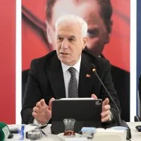 Başkan Bozbey'den Bursa'ya planlı kent mesajı Başkan Bozbey'den Bursa'ya planlı kent mesajı