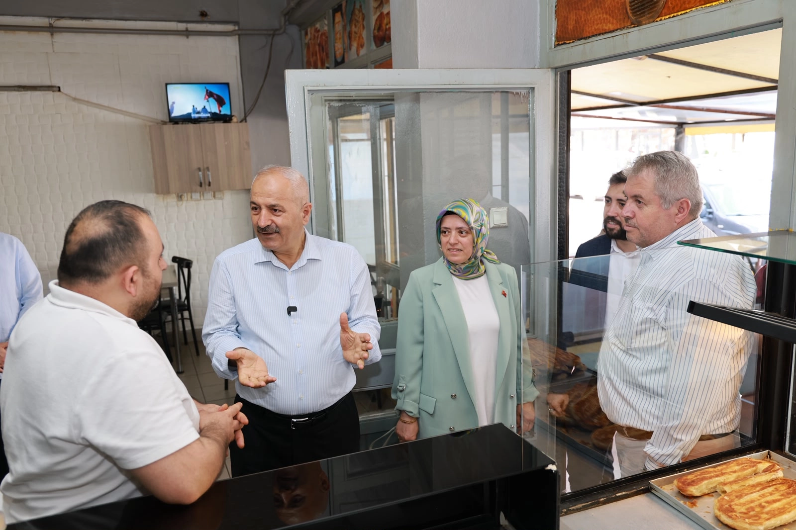 Başkan Büyükgöz Esnafla Buluştu, Sorunları Dinledi