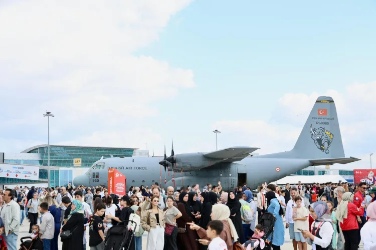 Başkan Büyükgöz, TEKNOFEST’te Gençlerle Gururlandı