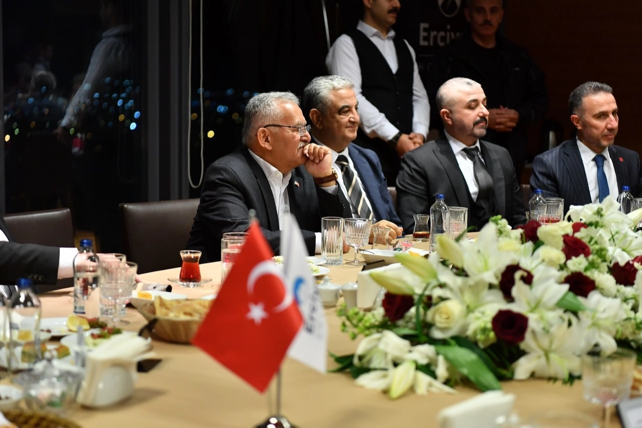 Başkan Büyükkılıç, İftar Sofrasında Birlik Vurgusu