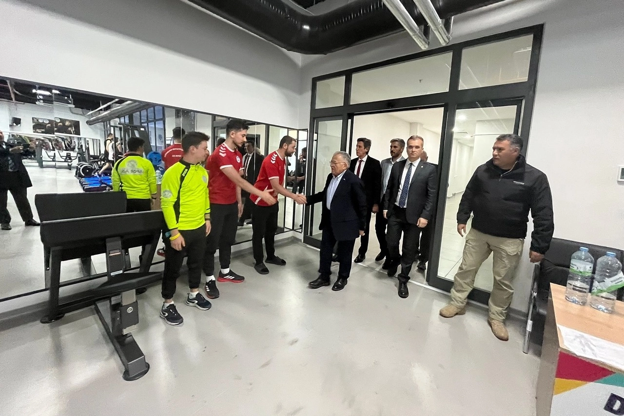 Başkan Büyükkılıç’tan Talas’a Sosyal Ziyaret