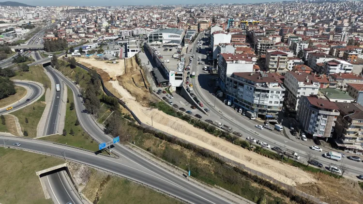 Başkan Çiftçi, Çayırova Parklarını Yeniliyor!